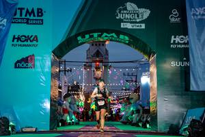 BIB: 
                            <button type="button" onclick="openModal(24863549)" class="btn btn-primary btn-sm float-right btn-popup" data-toggle="modal" data-target=".modal-high-quality">
                        <i class="fas fa-shopping-cart"></i> Add to Cart
                    </button>
                                            <button type="button" onclick="isThisMe(24863549, true)" class="btn btn-success btn-sm float-right btn-popup btn-isme hidden" data-toggle="tooltip" data-placement="bottom" title="นี่คือรูปของคุณใช่ไหม คลิกที่นี่เพื่อเอาเข้าอัลบั้ม">
                        <i class="fas fa-plus"></i> Add to album
                    </button>
                    <button type="button" onclick="isThisMe(24863549, false)" class="btn btn-warning btn-sm float-right btn-popup btn-isnotme hidden">
                        <i class="fas fa-ban"></i> Remove from album
                    </button>